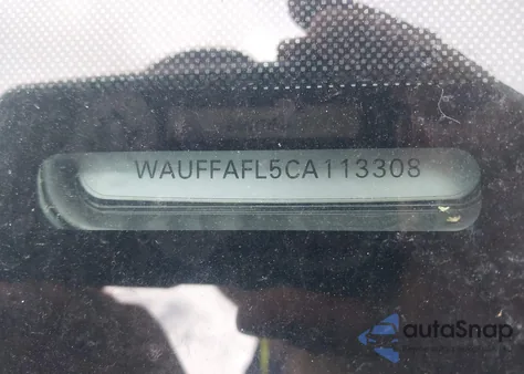 2012 Audi A4 2.0T Premium z USA, uszkodzony, nr VIN WAUFFAFL5CA113308